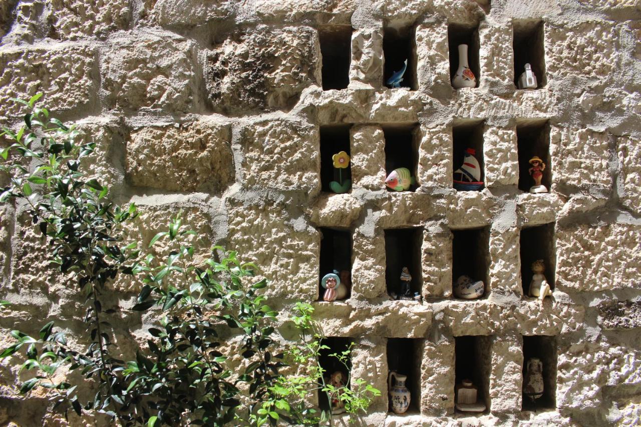 Street Garden Apartment Đảo Hvar Ngoại thất bức ảnh