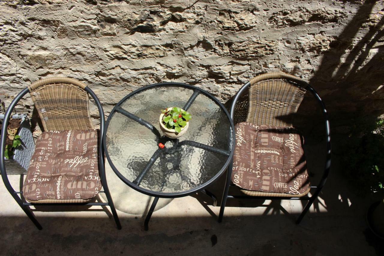 Street Garden Apartment Đảo Hvar Ngoại thất bức ảnh