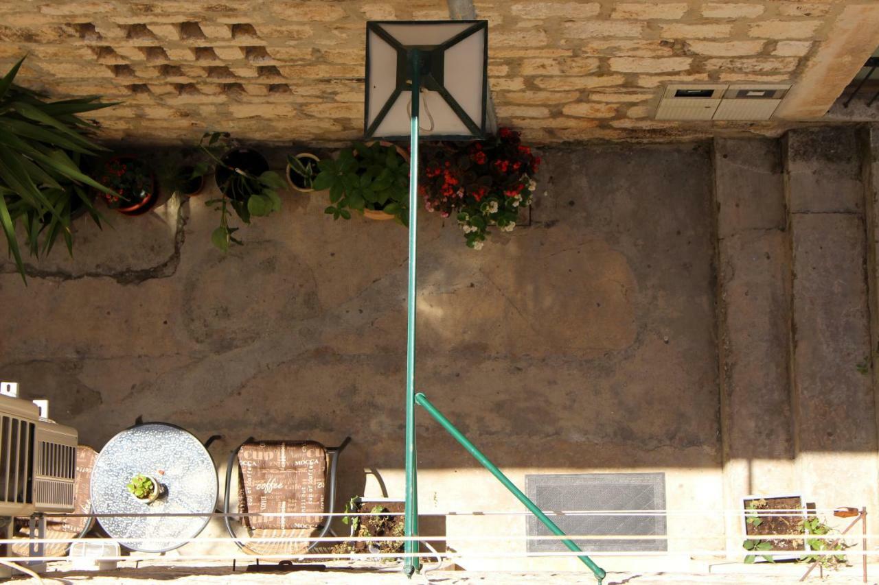Street Garden Apartment Đảo Hvar Ngoại thất bức ảnh